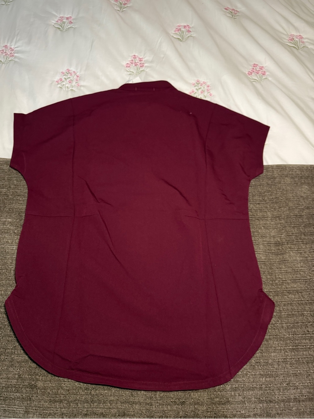 Figs Women's Burgundy Short Sleeve Scrub Top - Picture 4 of 5